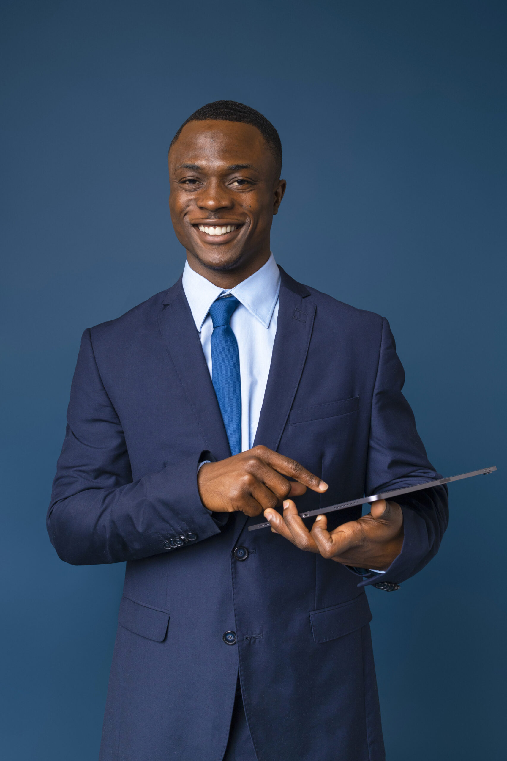 medium shot male flight attendant posing 2.jpg